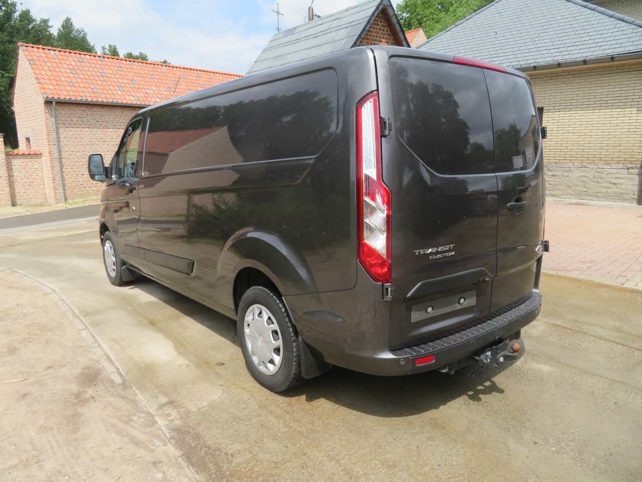 FORD Transit Custom 2.0tdci TREND - L2 - Kis furgon: 5 kép. FORD Transit Custom 2.0tdci TREND - L2 - Kis furgon: 5 kép.