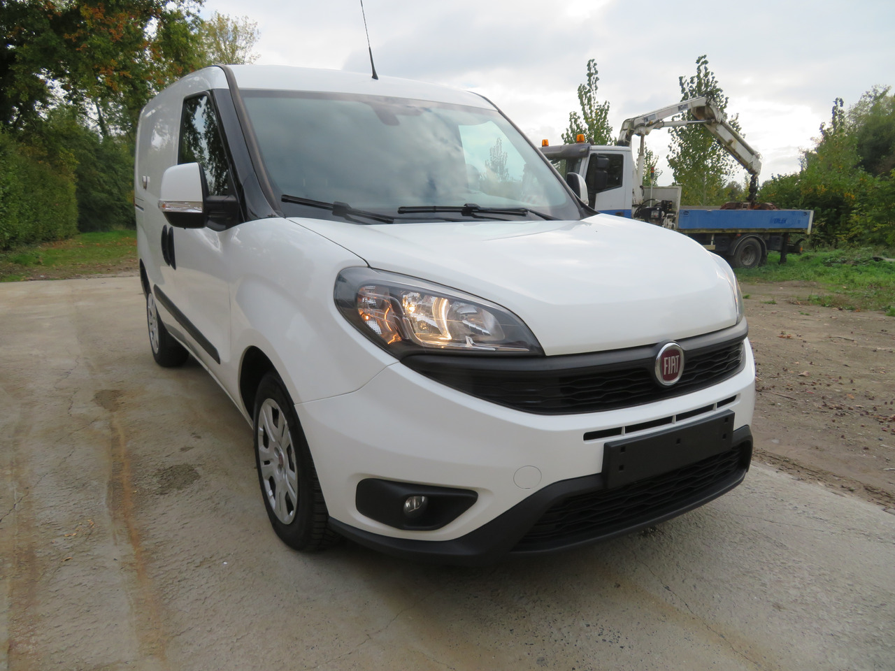 Fiat Doblo Cargo 1.6 Multijet - Kis furgon: 1 kép. Fiat Doblo Cargo 1.6 Multijet - Kis furgon: 1 kép.