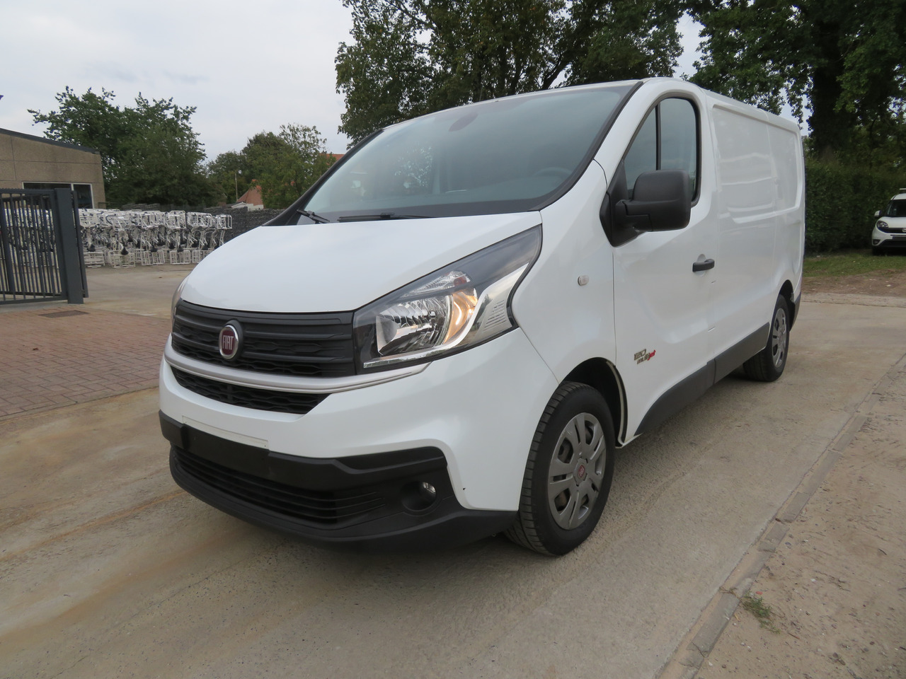Fiat Talento 120 Multijet - Kis furgon: 3 kép. Fiat Talento 120 Multijet - Kis furgon: 3 kép.