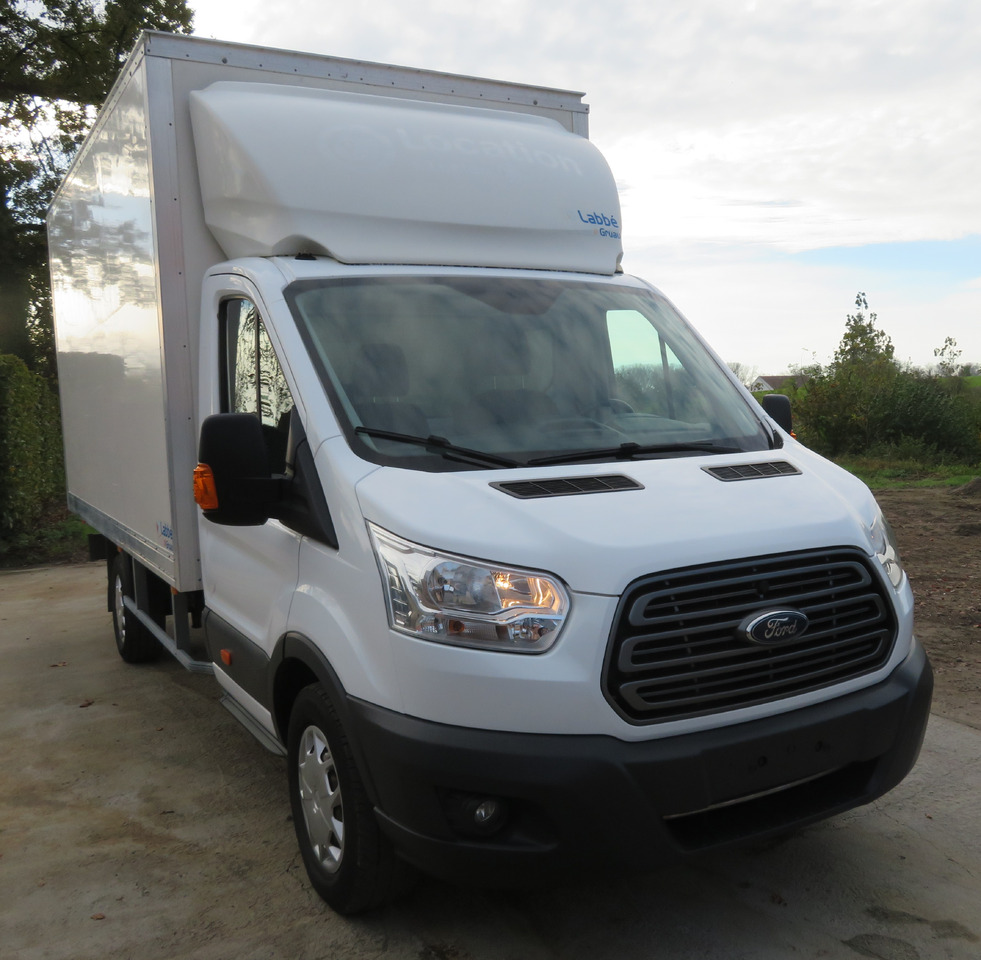Ford Transit 2.0TDCi - Dobozos kisteherautó: 2 kép. Ford Transit 2.0TDCi - Dobozos kisteherautó: 2 kép.