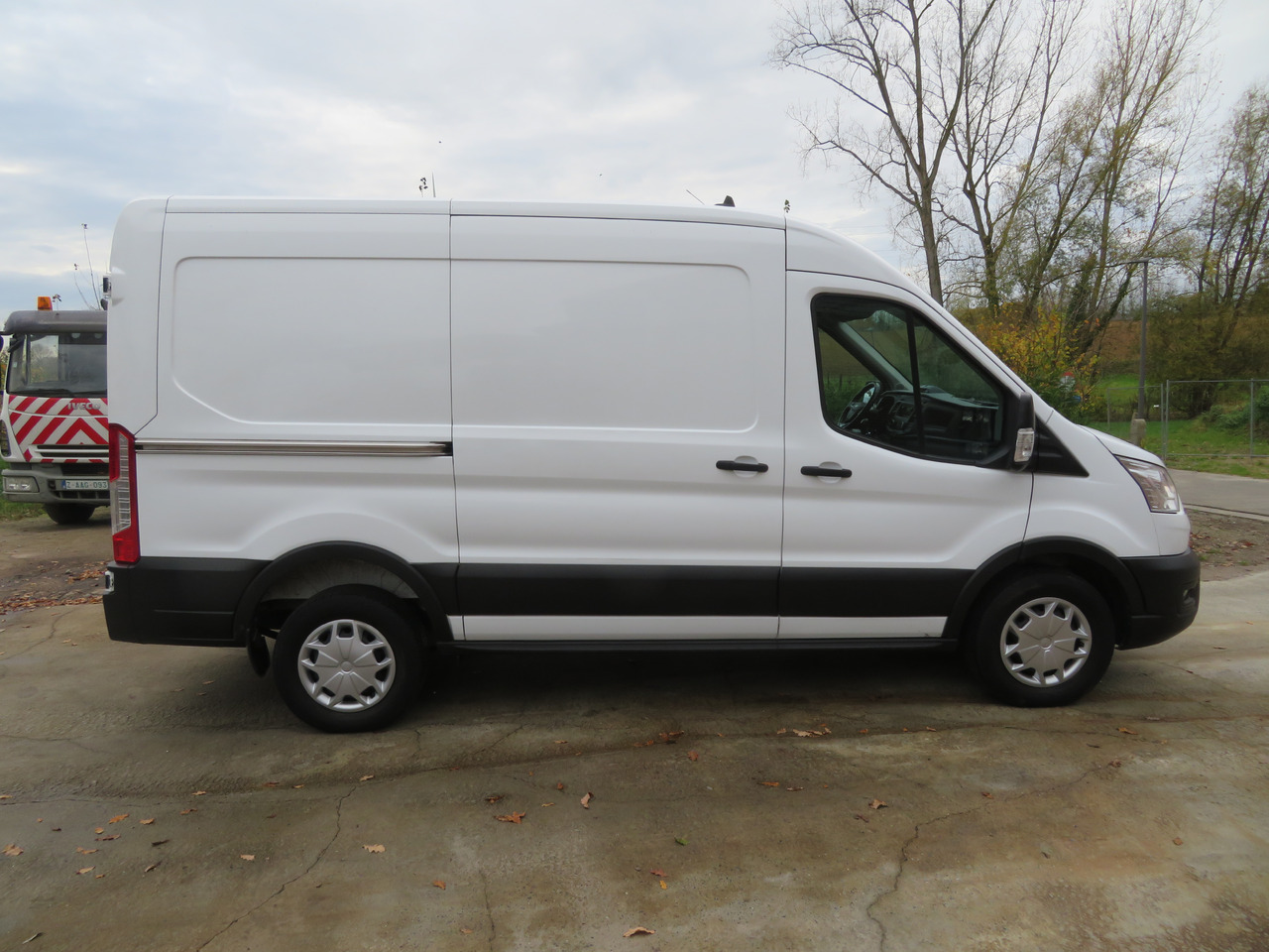 Ford Transit 2.0TDCi TREND - L2H2 lízing Ford Transit 2.0TDCi TREND - L2H2: 8 kép.