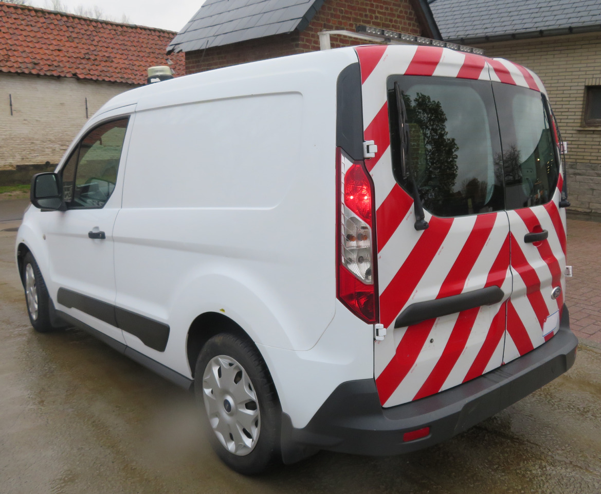 Ford Transit Connect 1.6tdci - Kis furgon: 5 kép. Ford Transit Connect 1.6tdci - Kis furgon: 5 kép.