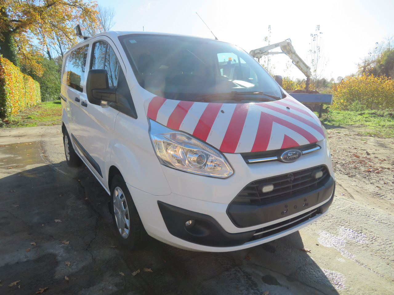 Ford Transit Custom 2.0tdci - Kis furgon: 1 kép. Ford Transit Custom 2.0tdci - Kis furgon: 1 kép.