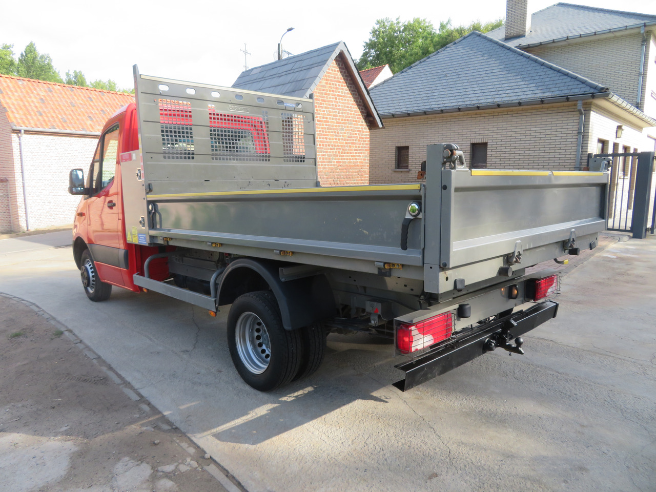 Mercedes-Benz Sprinter 514cdi - Kisteherautó: 5 kép. Mercedes-Benz Sprinter 514cdi - Kisteherautó: 5 kép.