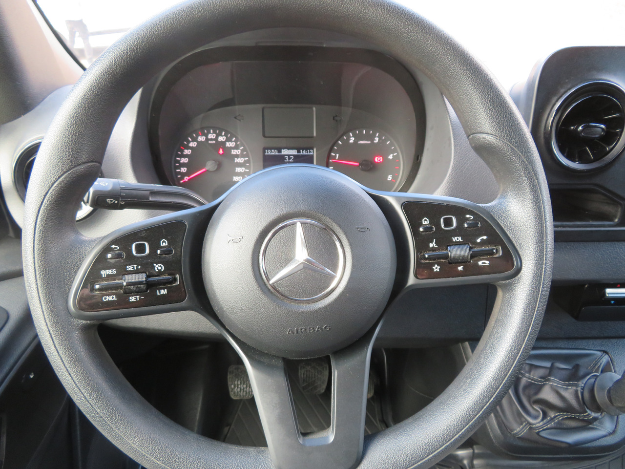 Mercedes-Benz Sprinter 317cdi - A2H2 lízing Mercedes-Benz Sprinter 317cdi - A2H2: 17 kép.