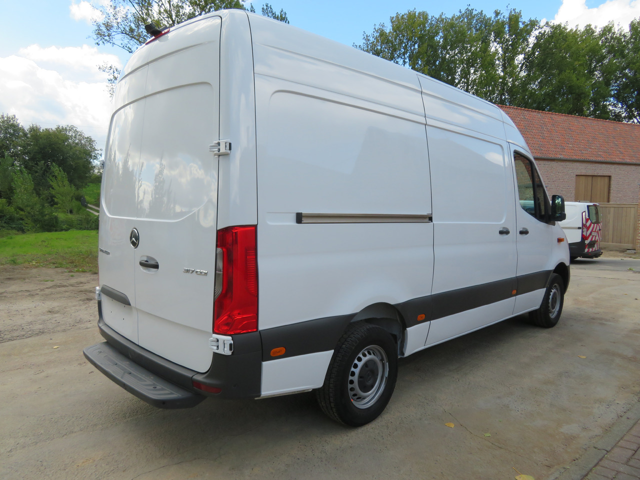 Mercedes-Benz Sprinter 317cdi - A2H2 lízing Mercedes-Benz Sprinter 317cdi - A2H2: 7 kép.