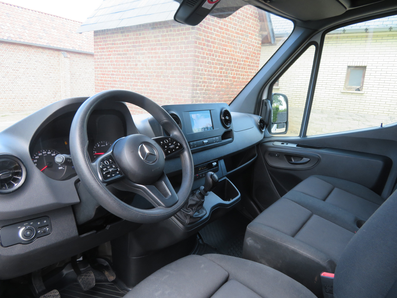 Mercedes-Benz Sprinter 317cdi - A2H2 lízing Mercedes-Benz Sprinter 317cdi - A2H2: 11 kép.