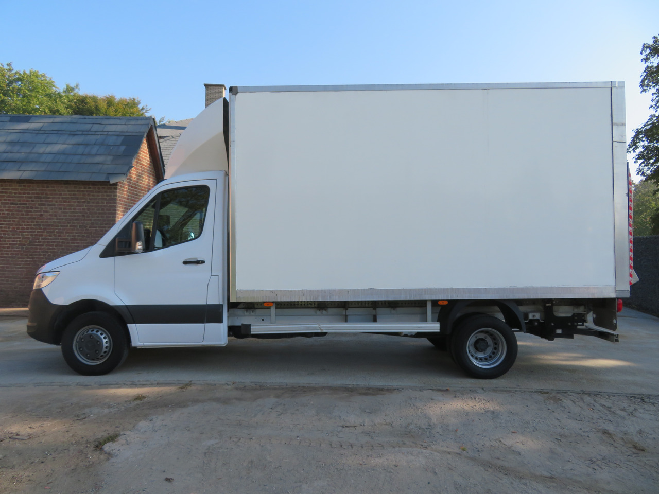 Mercedes-Benz Sprinter - 515cdi 8G-Tronic - bak klep - Dobozos kisteherautó: 4 kép. Mercedes-Benz Sprinter - 515cdi 8G-Tronic - bak klep - Dobozos kisteherautó: 4 kép.