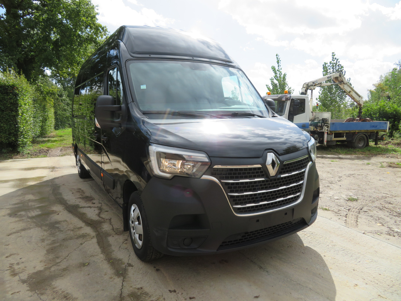 Renault Master 2.3dCi Grand Confort - L3H3 - Furgon: 1 kép. Renault Master 2.3dCi Grand Confort - L3H3 - Furgon: 1 kép.