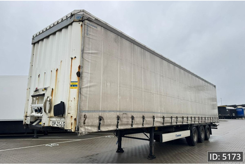 Krone SD / BPW Drum - Ponyvás félpótkocsi: 1 kép. Krone SD / BPW Drum - Ponyvás félpótkocsi: 1 kép.