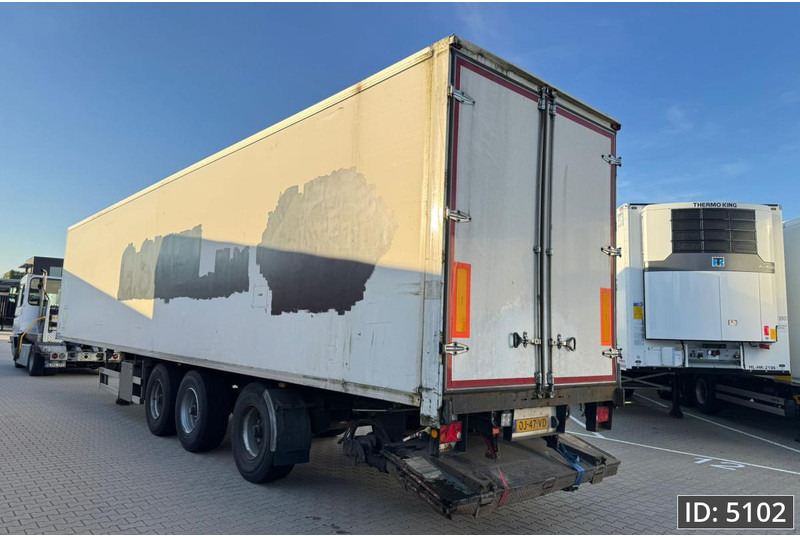 LAG 0-3-39 KA / Steering axle - Félpótkocsi dobozos: 2 kép. LAG 0-3-39 KA / Steering axle - Félpótkocsi dobozos: 2 kép.