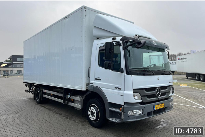 Mercedes-Benz Atego 1218 Day Cab, Euro 5, BDF / EPS automatic / standklima / DHOLLANDIA 2000KG - Cserefelépítményes teherautó: 4 kép. Mercedes-Benz Atego 1218 Day Cab, Euro 5, BDF / EPS automatic / standklima / DHOLLANDIA 2000KG - Cserefelépítményes teherautó: 4 kép.