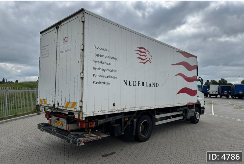 Mercedes-Benz Atego 1318 Day Cab, Euro 5, BDF / EPS automatic / DHOLLANDIA 2000KG - Cserefelépítményes teherautó: 3 kép. Mercedes-Benz Atego 1318 Day Cab, Euro 5, BDF / EPS automatic / DHOLLANDIA 2000KG - Cserefelépítményes teherautó: 3 kép.