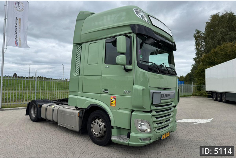 DAF XF 440 SSC, Euro 6, Mega / Standklima / Fridge / 2 Tanks - Nyergesvontató: 4 kép. DAF XF 440 SSC, Euro 6, Mega / Standklima / Fridge / 2 Tanks - Nyergesvontató: 4 kép.