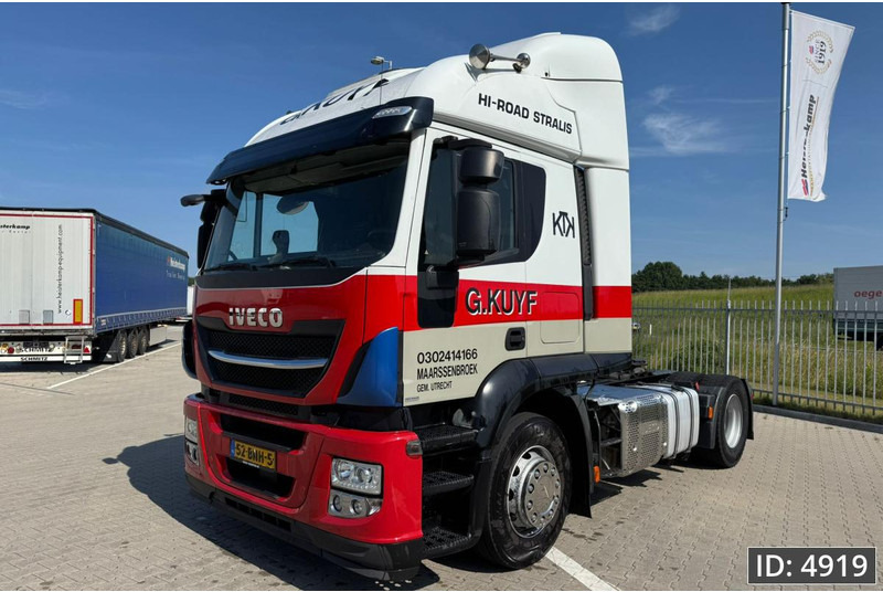 Iveco AT440T/P HI-Road Stralis, Euro 6, / 2x Tank / Fridge / NL truck - Nyergesvontató: 1 kép. Iveco AT440T/P HI-Road Stralis, Euro 6, / 2x Tank / Fridge / NL truck - Nyergesvontató: 1 kép.