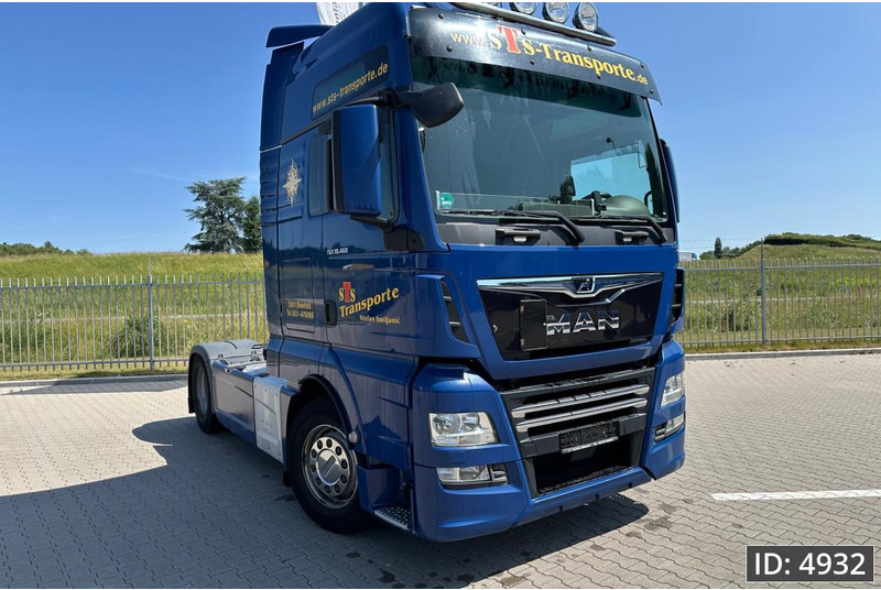 MAN TGX 18.460 XXL, Euro 6, XXL / Retarder / Fridge / Low mileage / Full options - Nyergesvontató: 2 kép. MAN TGX 18.460 XXL, Euro 6, XXL / Retarder / Fridge / Low mileage / Full options - Nyergesvontató: 2 kép.