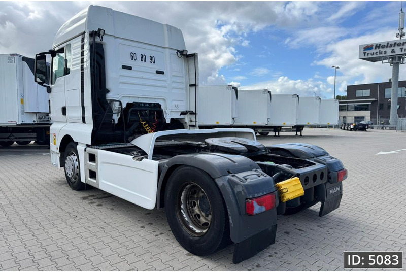 MAN TGX 18.500 XLX, Euro 6, / Retarder / 2 Tanks, Intarder - Nyergesvontató: 2 kép. MAN TGX 18.500 XLX, Euro 6, / Retarder / 2 Tanks, Intarder - Nyergesvontató: 2 kép.