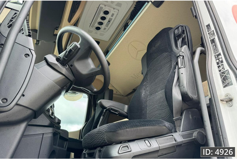 Mercedes-Benz Actros 1851 BigSpace, Euro 6, / Retarder / Standklima / 2 Tanks / BigSpace, Intarder - Nyergesvontató: 5 kép. Mercedes-Benz Actros 1851 BigSpace, Euro 6, / Retarder / Standklima / 2 Tanks / BigSpace, Intarder - Nyergesvontató: 5 kép.