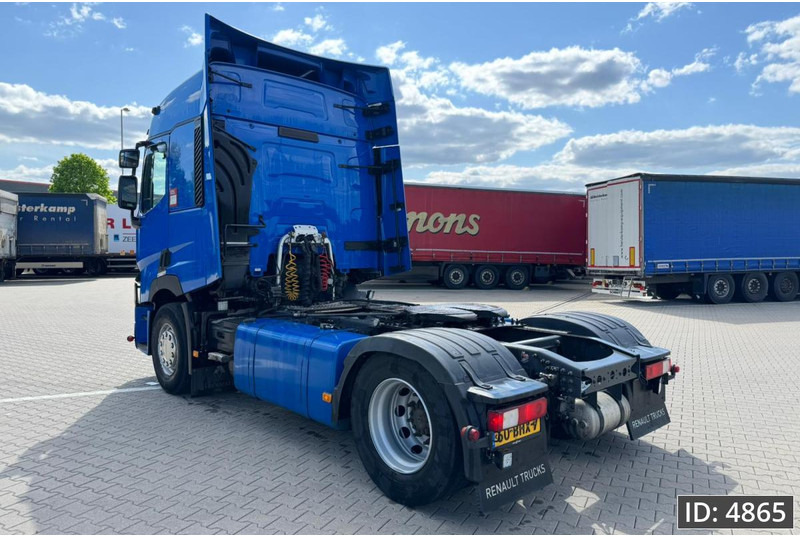Renault T 440 HighCab, Euro 6, / PTO / Good condition - Nyergesvontató: 2 kép. Renault T 440 HighCab, Euro 6, / PTO / Good condition - Nyergesvontató: 2 kép.