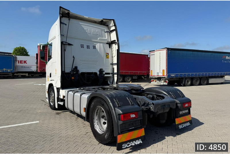 Scania R450 Topline, Euro 6, / Retarder / Standklima / 2x Tank, Intarder - Nyergesvontató: 2 kép. Scania R450 Topline, Euro 6, / Retarder / Standklima / 2x Tank, Intarder - Nyergesvontató: 2 kép.