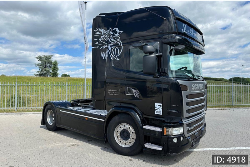 Scania R450 Topline, Euro 6, Retarder / Standklima / Fridge / 2 tanks, Intarder - Nyergesvontató: 2 kép. Scania R450 Topline, Euro 6, Retarder / Standklima / Fridge / 2 tanks, Intarder - Nyergesvontató: 2 kép.