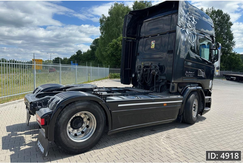 Scania R450 Topline, Euro 6, Retarder / Standklima / Fridge / 2 tanks, Intarder - Nyergesvontató: 3 kép. Scania R450 Topline, Euro 6, Retarder / Standklima / Fridge / 2 tanks, Intarder - Nyergesvontató: 3 kép.