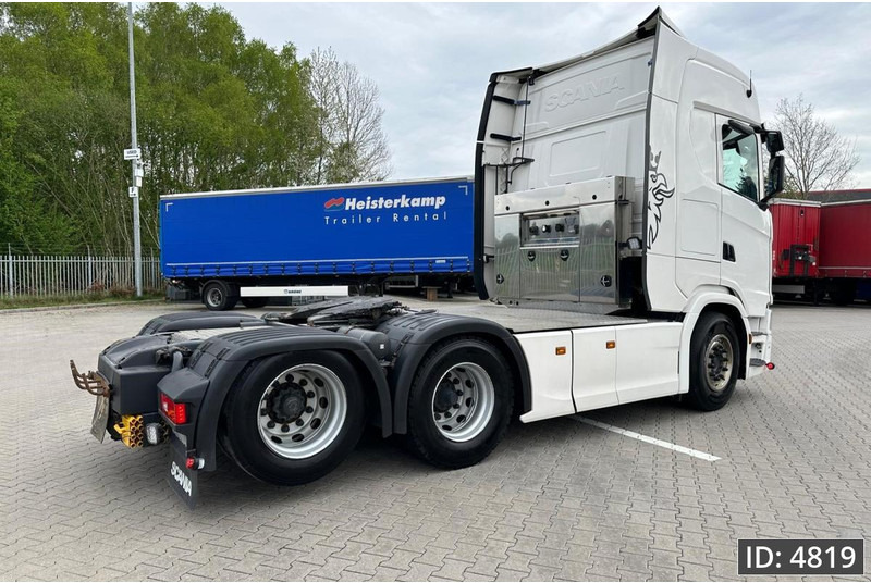 Scania S650 Topline, Euro 6, 6x2 / Retarder / Standklima / PTO / Leather / Sliding 5th wheel, Intarder - Nyergesvontató: 3 kép. Scania S650 Topline, Euro 6, 6x2 / Retarder / Standklima / PTO / Leather / Sliding 5th wheel, Intarder - Nyergesvontató: 3 kép.