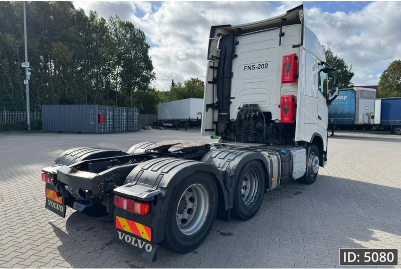 Volvo FH 540 Globetrotter XL, Euro 6, / 6x4 - Nyergesvontató: 3 kép. Volvo FH 540 Globetrotter XL, Euro 6, / 6x4 - Nyergesvontató: 3 kép.