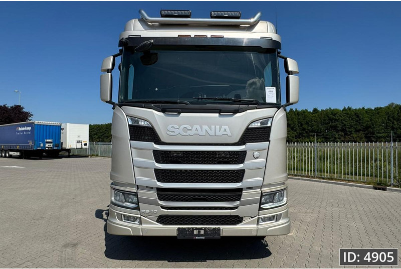 Scania R540 Topline, Euro 6, / 8x4 / Lift axle / frame 7.4 m - Alvaz teherautó: 5 kép. Scania R540 Topline, Euro 6, / 8x4 / Lift axle / frame 7.4 m - Alvaz teherautó: 5 kép.