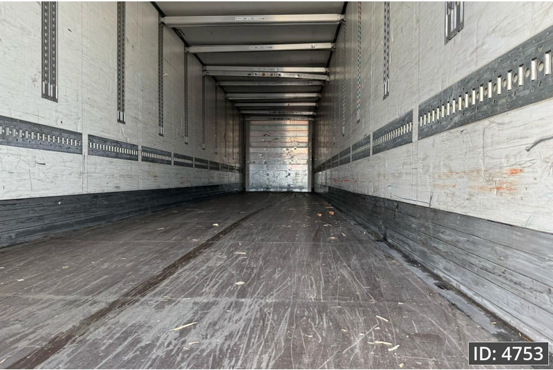 Schmitz Cargobull SCB/S3B / Disk brakes / Double stock - Félpótkocsi dobozos: 5 kép. Schmitz Cargobull SCB/S3B / Disk brakes / Double stock - Félpótkocsi dobozos: 5 kép.