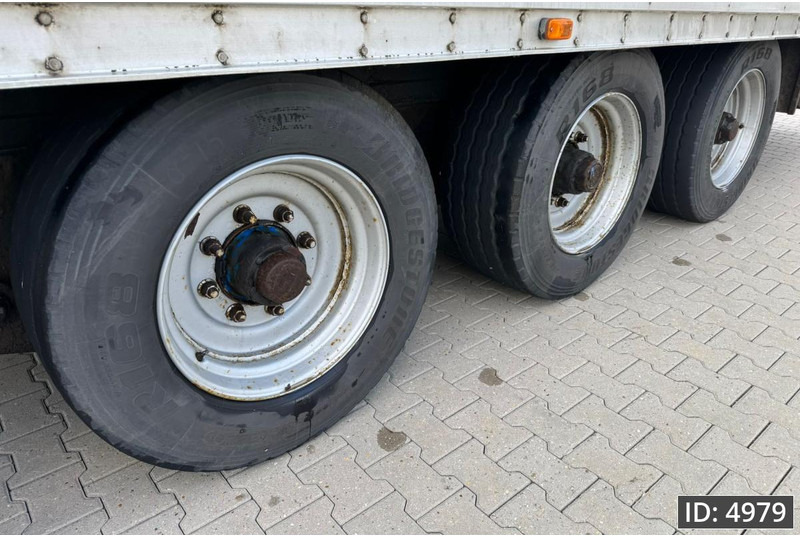 Talson F1227 / Confection - Félpótkocsi dobozos: 5 kép. Talson F1227 / Confection - Félpótkocsi dobozos: 5 kép.