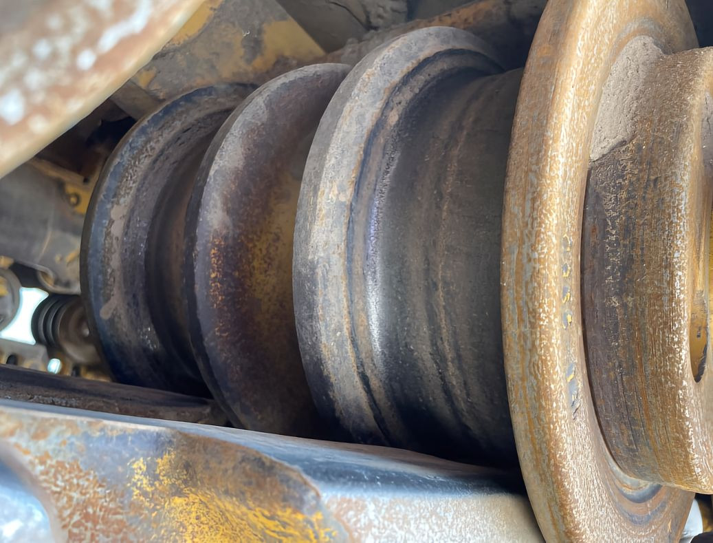 Buldózer CAT Bulldozer D9R Click for Discount: 10 kép. Buldózer CAT Bulldozer D9R Click for Discount: 10 kép.