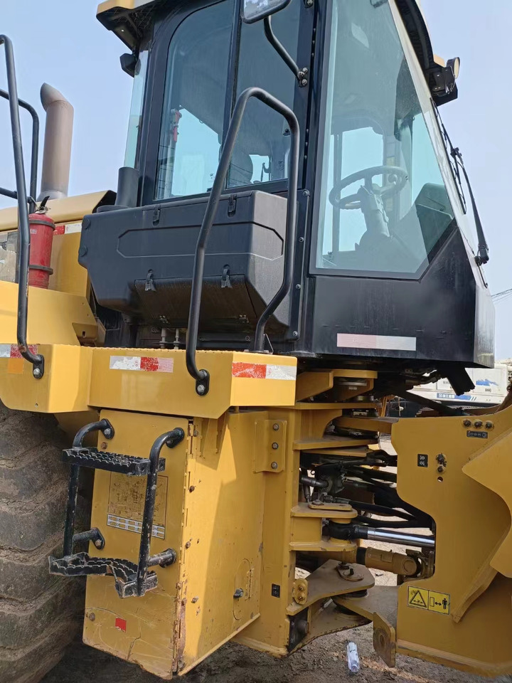 CAT Wheel loader 950G Genuine Click for Discount - Gumikerekes homlokrakodó: 5 kép. CAT Wheel loader 950G Genuine Click for Discount - Gumikerekes homlokrakodó: 5 kép.