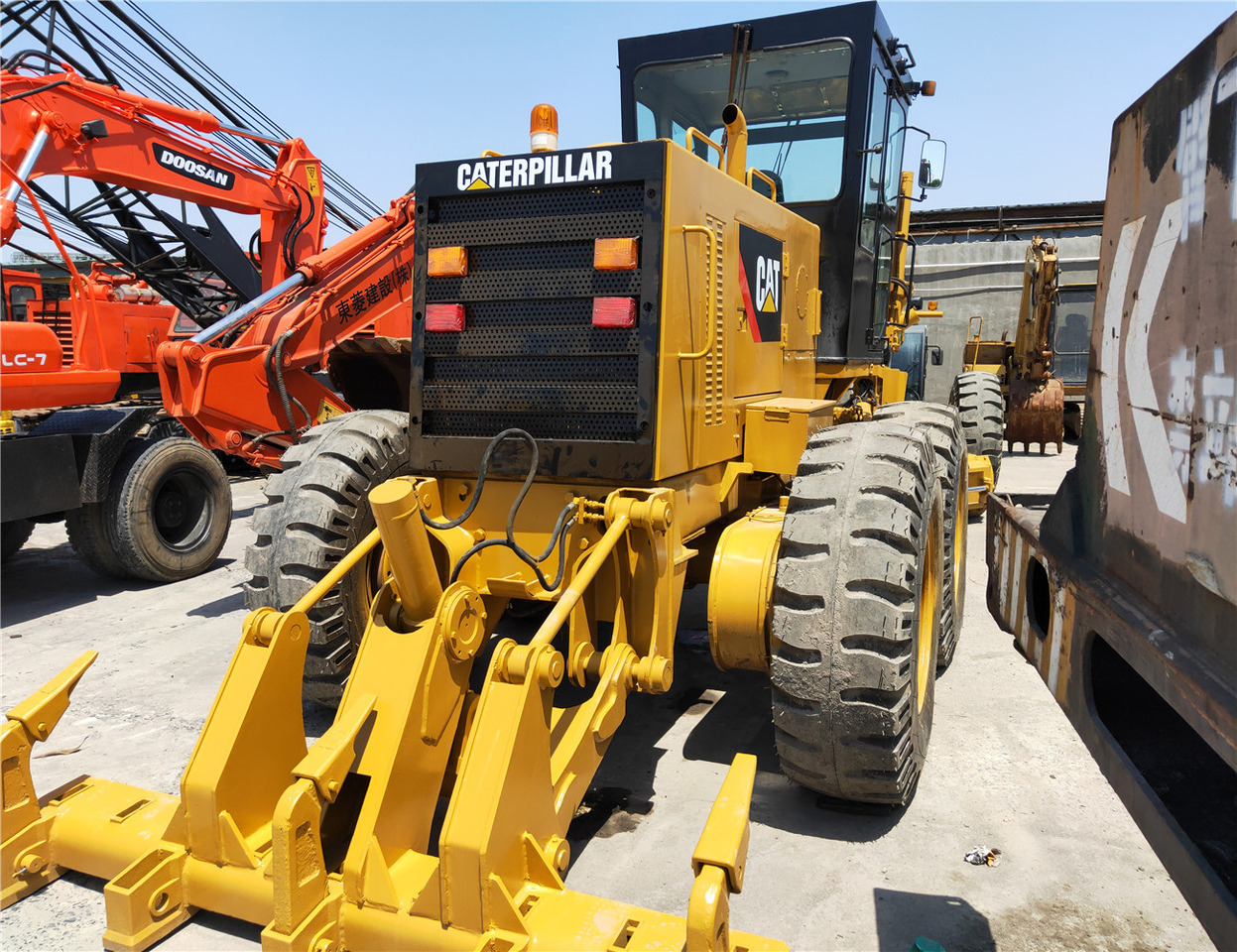 CATERPILLAR 140H CAT Grader Click Here for DIscount - Gréder: 3 kép. CATERPILLAR 140H CAT Grader Click Here for DIscount - Gréder: 3 kép.