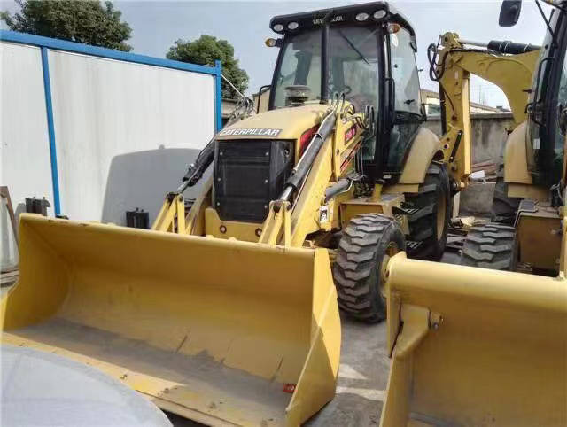 CATERPILLAR Backhoe Loader 420F Click Here for Discount - Kotrórakodó: 1 kép. CATERPILLAR Backhoe Loader 420F Click Here for Discount - Kotrórakodó: 1 kép.