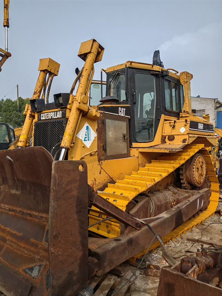 CATERPILLAR CAT Bulldozer D6R Click Here for Discount - Buldózer: 2 kép. CATERPILLAR CAT Bulldozer D6R Click Here for Discount - Buldózer: 2 kép.