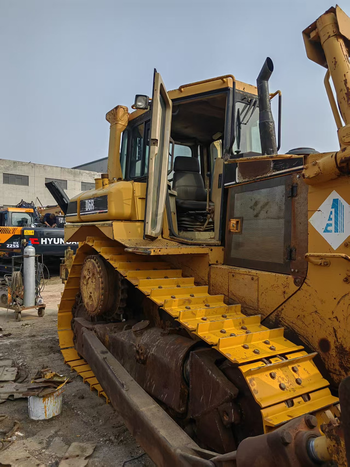 CATERPILLAR CAT Bulldozer D6R Click Here for Discount - Buldózer: 4 kép. CATERPILLAR CAT Bulldozer D6R Click Here for Discount - Buldózer: 4 kép.