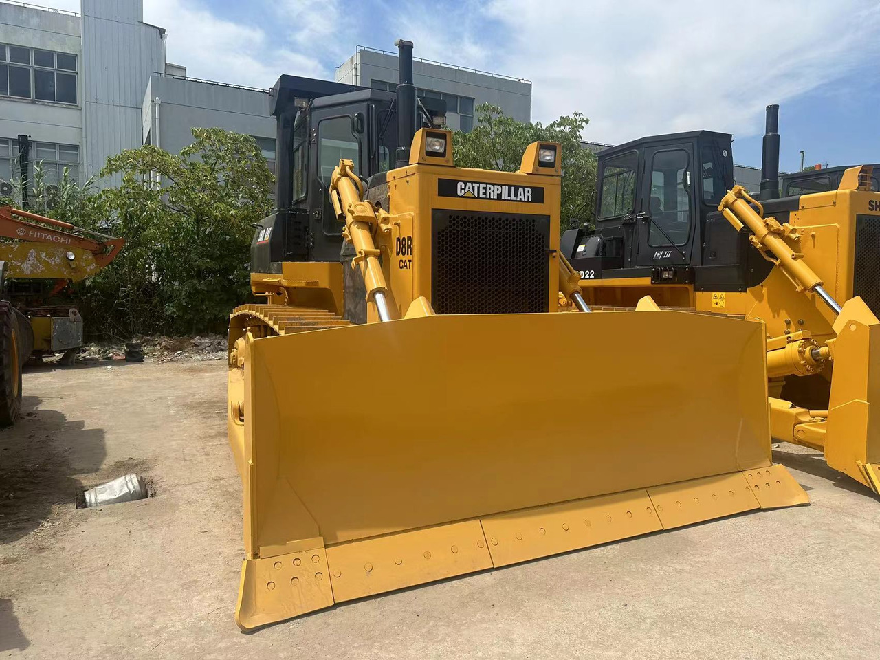CATERPILLAR D8R Bulldozer Click for Discount - Buldózer: 2 kép. CATERPILLAR D8R Bulldozer Click for Discount - Buldózer: 2 kép.