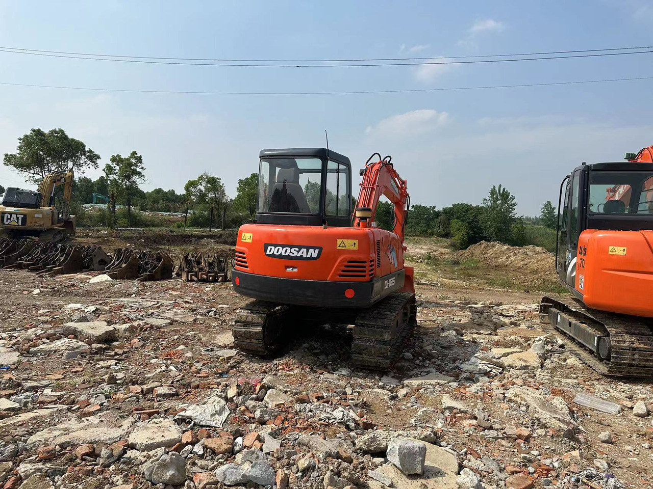 Doosan DH55 Mini Excavator Click for Discount - Minikotró: 3 kép. Doosan DH55 Mini Excavator Click for Discount - Minikotró: 3 kép.