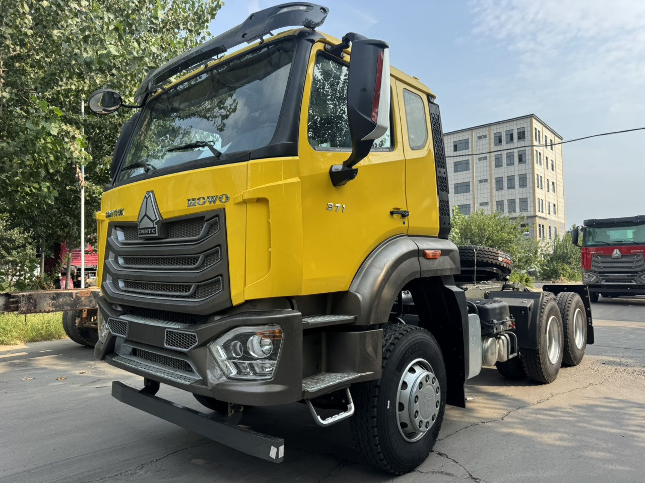 HOWO 371 HP Dump Truck Click Here for Discount - Billenőplatós teherautó: 3 kép. HOWO 371 HP Dump Truck Click Here for Discount - Billenőplatós teherautó: 3 kép.