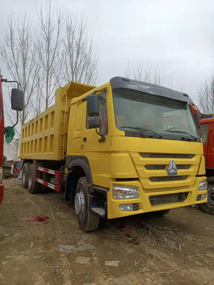HOWO Dump Truck 371 6/4 Click Here for Discount - Billenőplatós teherautó: 2 kép. HOWO Dump Truck 371 6/4 Click Here for Discount - Billenőplatós teherautó: 2 kép.