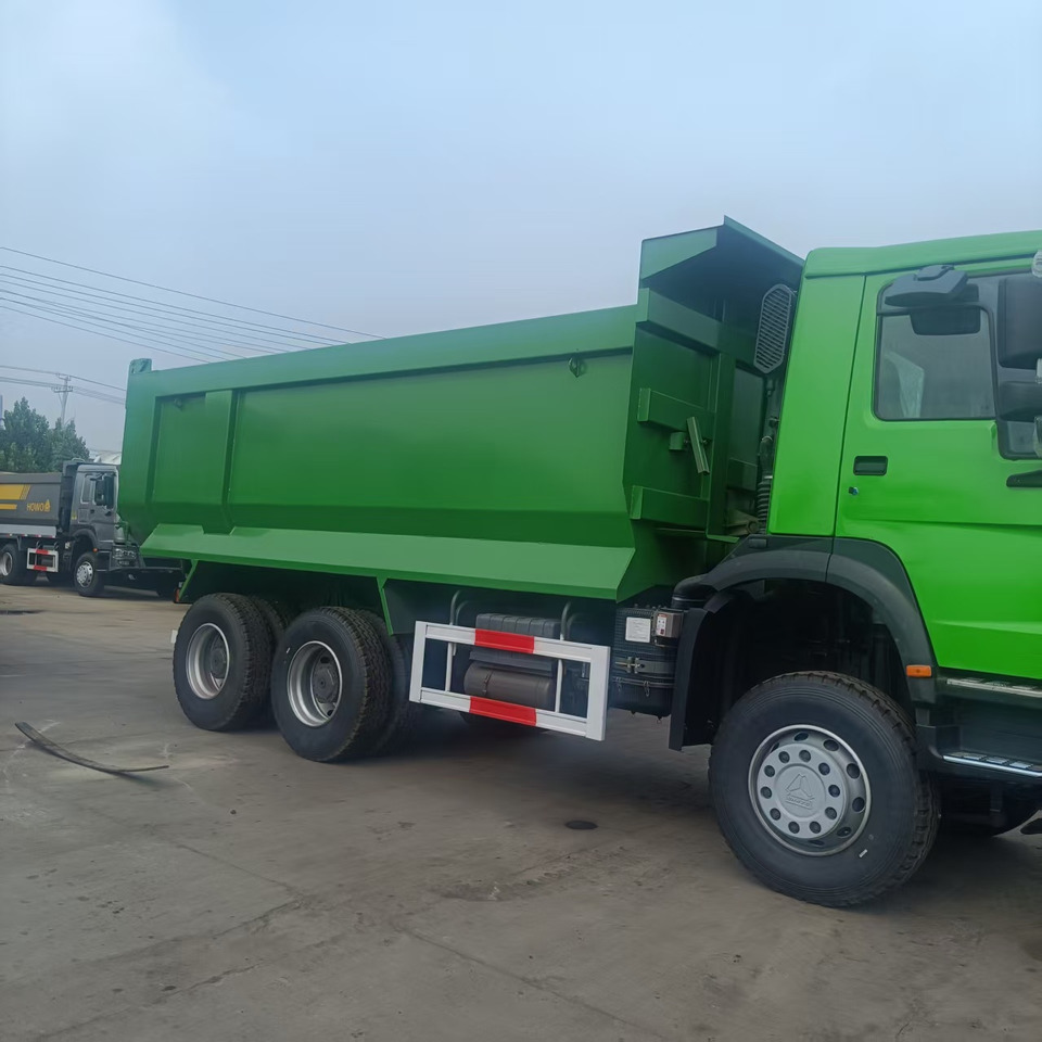 HOWO Dump Truck 6/4 Click Here for Discount - Billenőplatós teherautó: 5 kép. HOWO Dump Truck 6/4 Click Here for Discount - Billenőplatós teherautó: 5 kép.