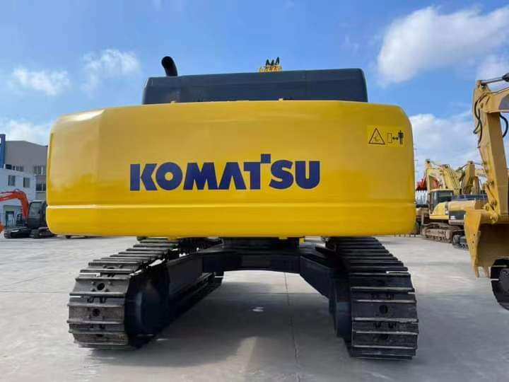 KOMATSU Crawler Excavator PC400-8 for Sale - Lánctalpas kotró: 3 kép. KOMATSU Crawler Excavator PC400-8 for Sale - Lánctalpas kotró: 3 kép.