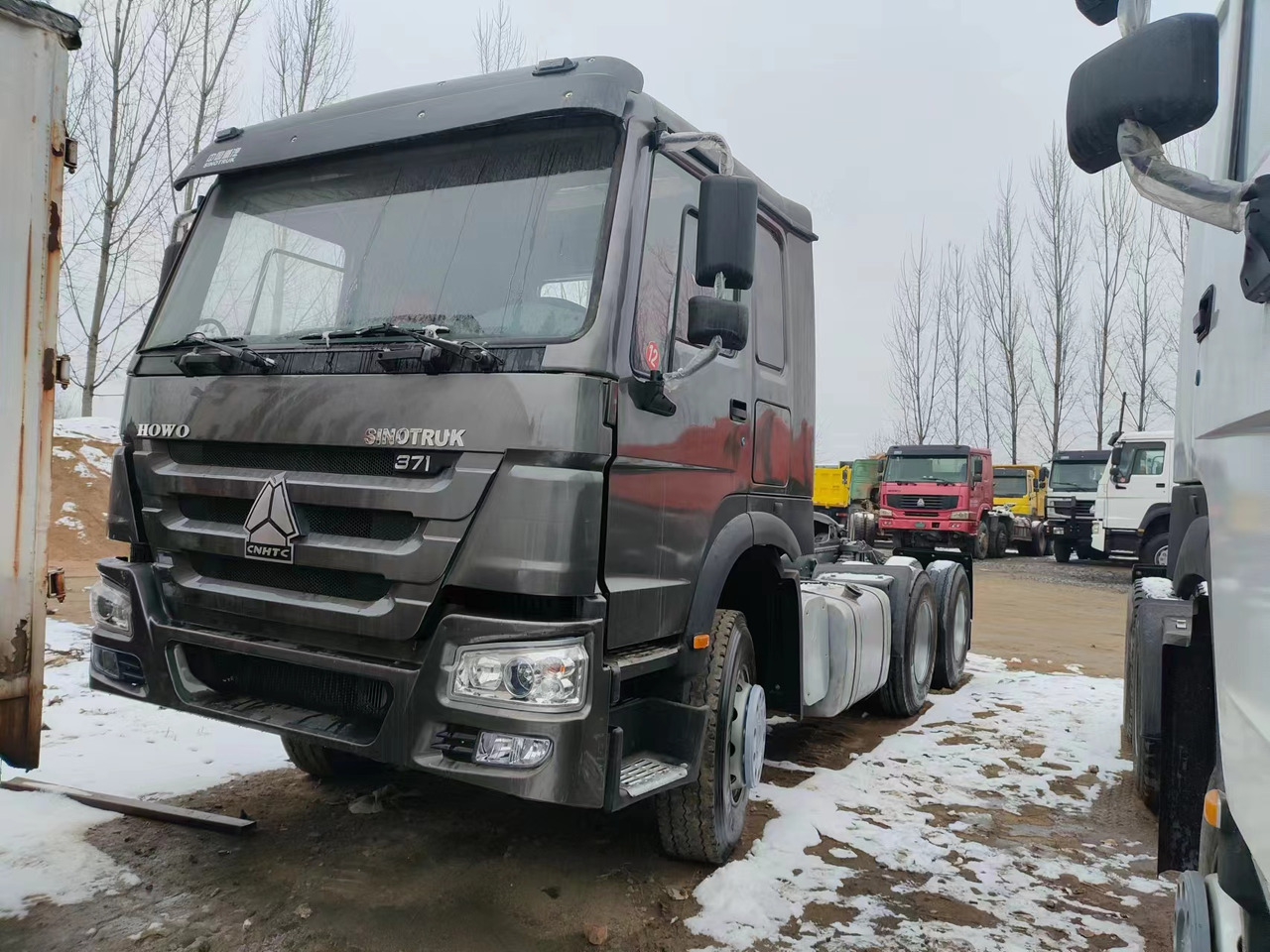 SINOTRUK HOWO 371 CLICK HERE FOR DISCOUNT - Nyergesvontató: 1 kép. SINOTRUK HOWO 371 CLICK HERE FOR DISCOUNT - Nyergesvontató: 1 kép.