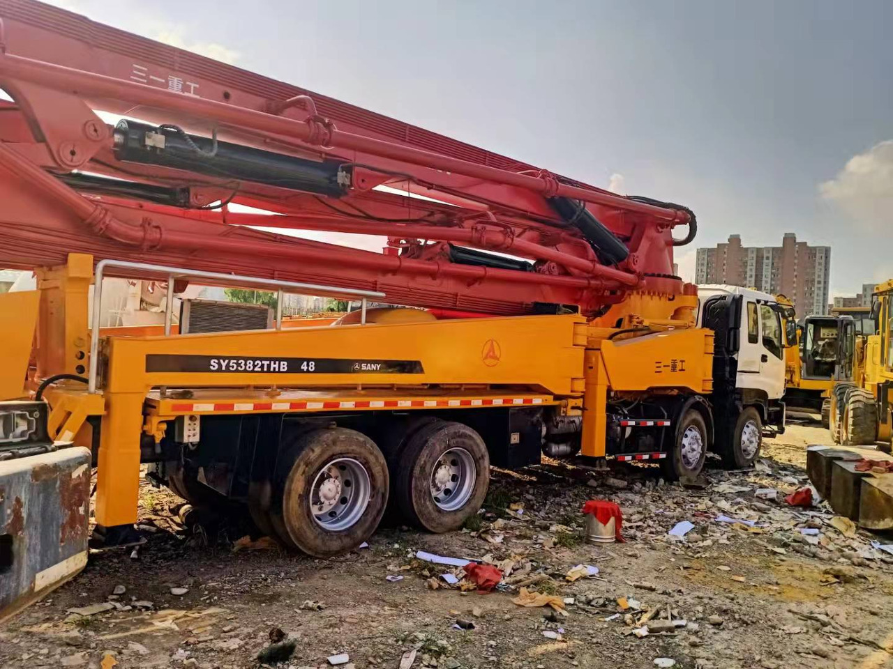 SANY SY5382 48M CLICK HERE FOR DISCOUNT - Betonpumpa: 4 kép. SANY SY5382 48M CLICK HERE FOR DISCOUNT - Betonpumpa: 4 kép.