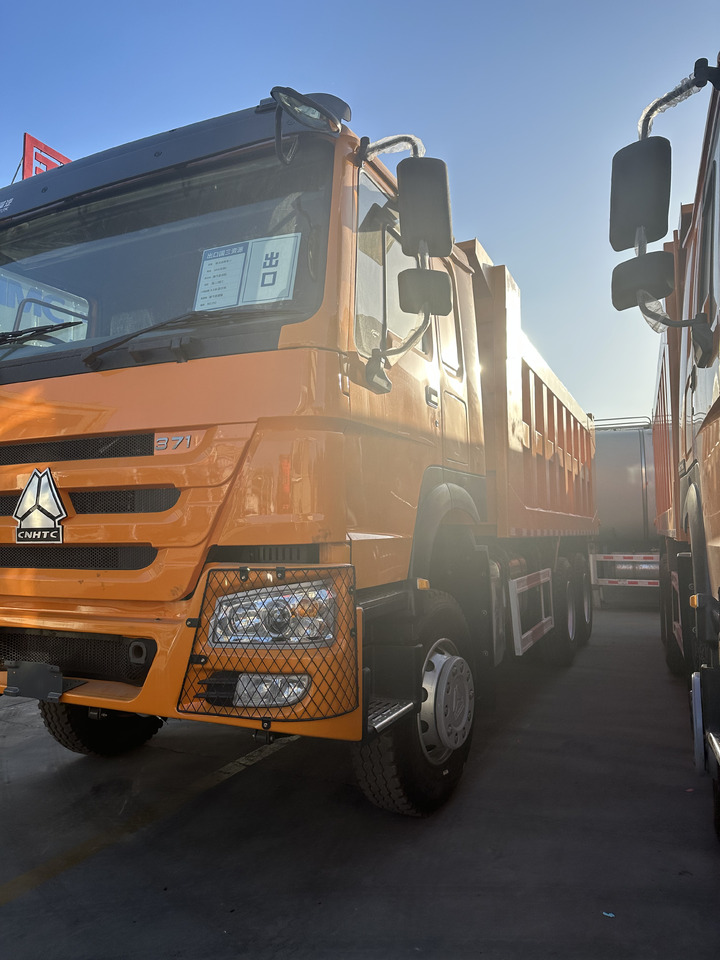 Sinotrack HOWO 6x4 Dump Truck Click for Discount - Billenőplatós teherautó: 2 kép. Sinotrack HOWO 6x4 Dump Truck Click for Discount - Billenőplatós teherautó: 2 kép.