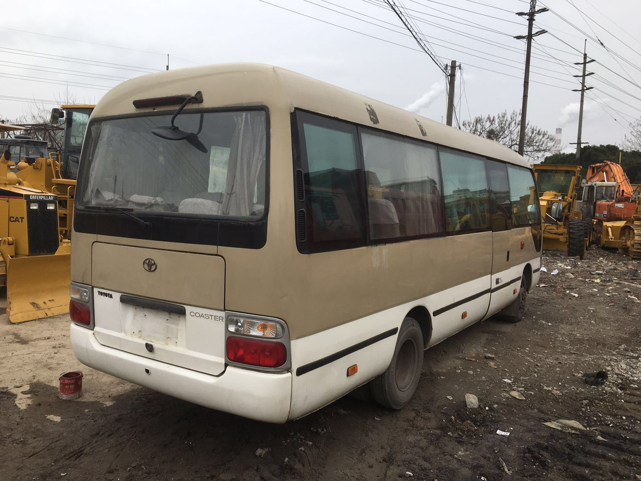 TOYOTA Coaster - Városi busz: 4 kép. TOYOTA Coaster - Városi busz: 4 kép.