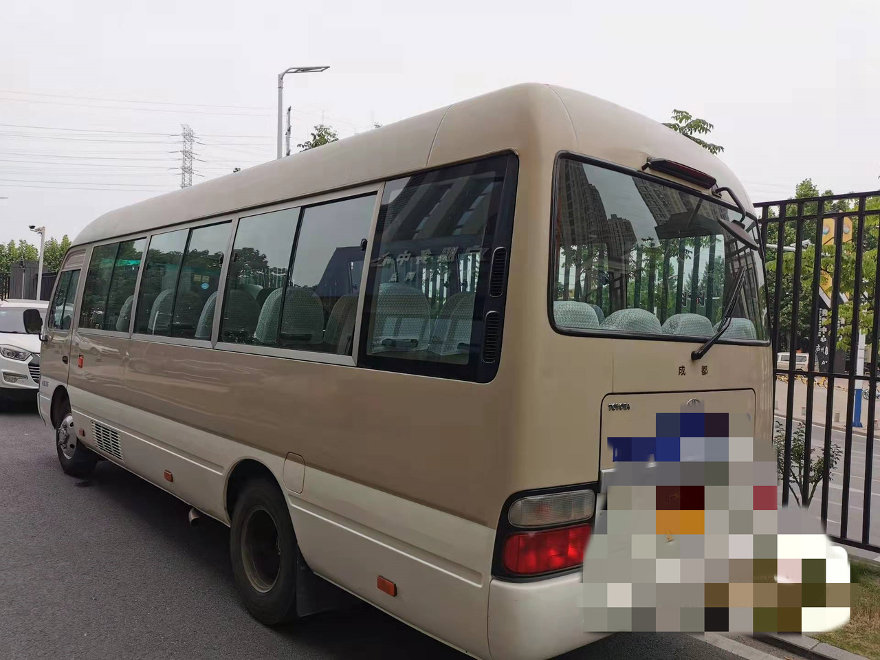 TOYOTA Coaster - Városi busz: 2 kép. TOYOTA Coaster - Városi busz: 2 kép.