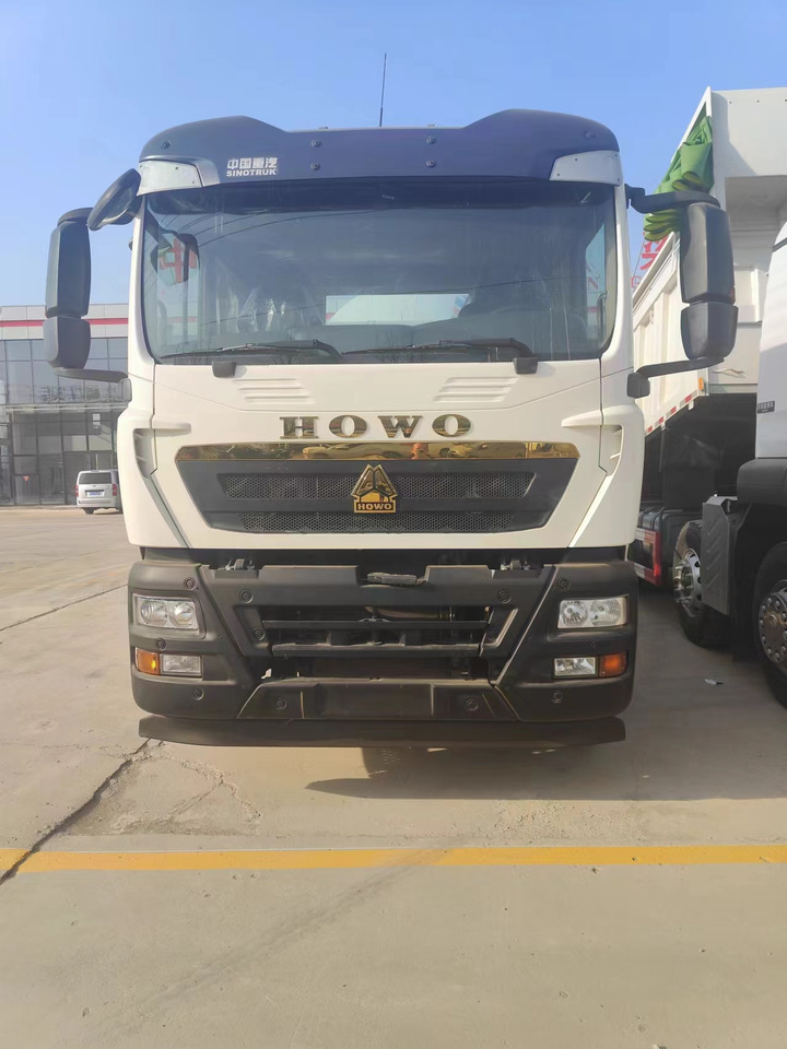 HOWO TX350 Cement Mixer Truck Click Here for Discount - Teherautó: 2 kép. HOWO TX350 Cement Mixer Truck Click Here for Discount - Teherautó: 2 kép.