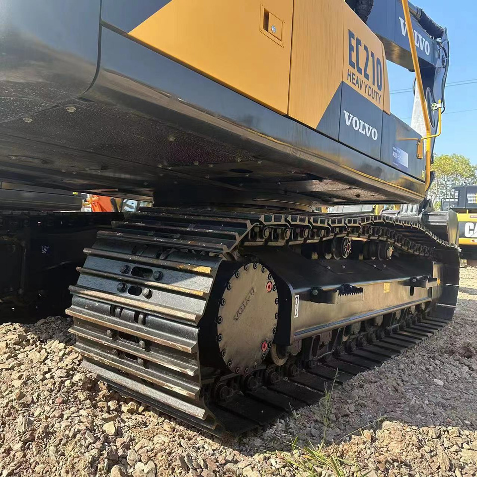 VOLVO Excavator EC210B Click for Discount - Kotrógép: 5 kép. VOLVO Excavator EC210B Click for Discount - Kotrógép: 5 kép.